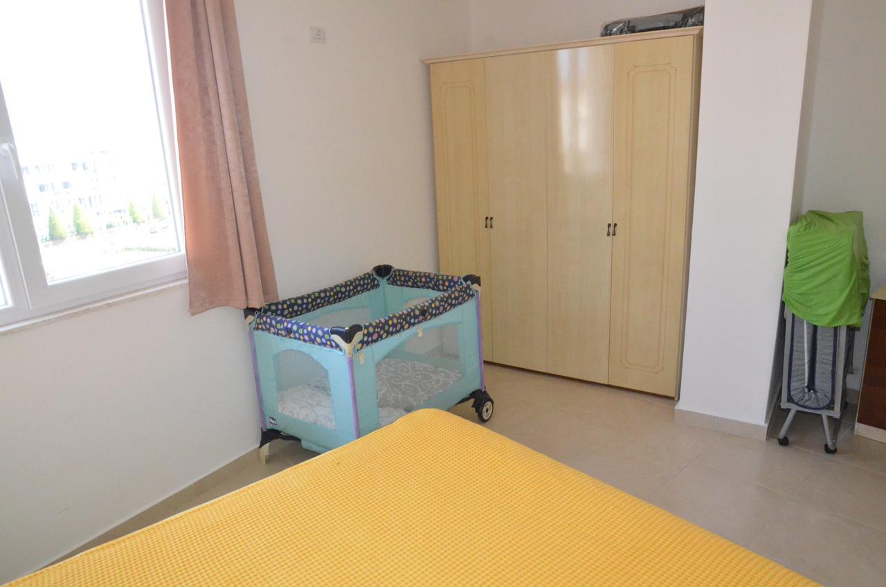 Everest Apartments Shëngjin Buitenkant foto